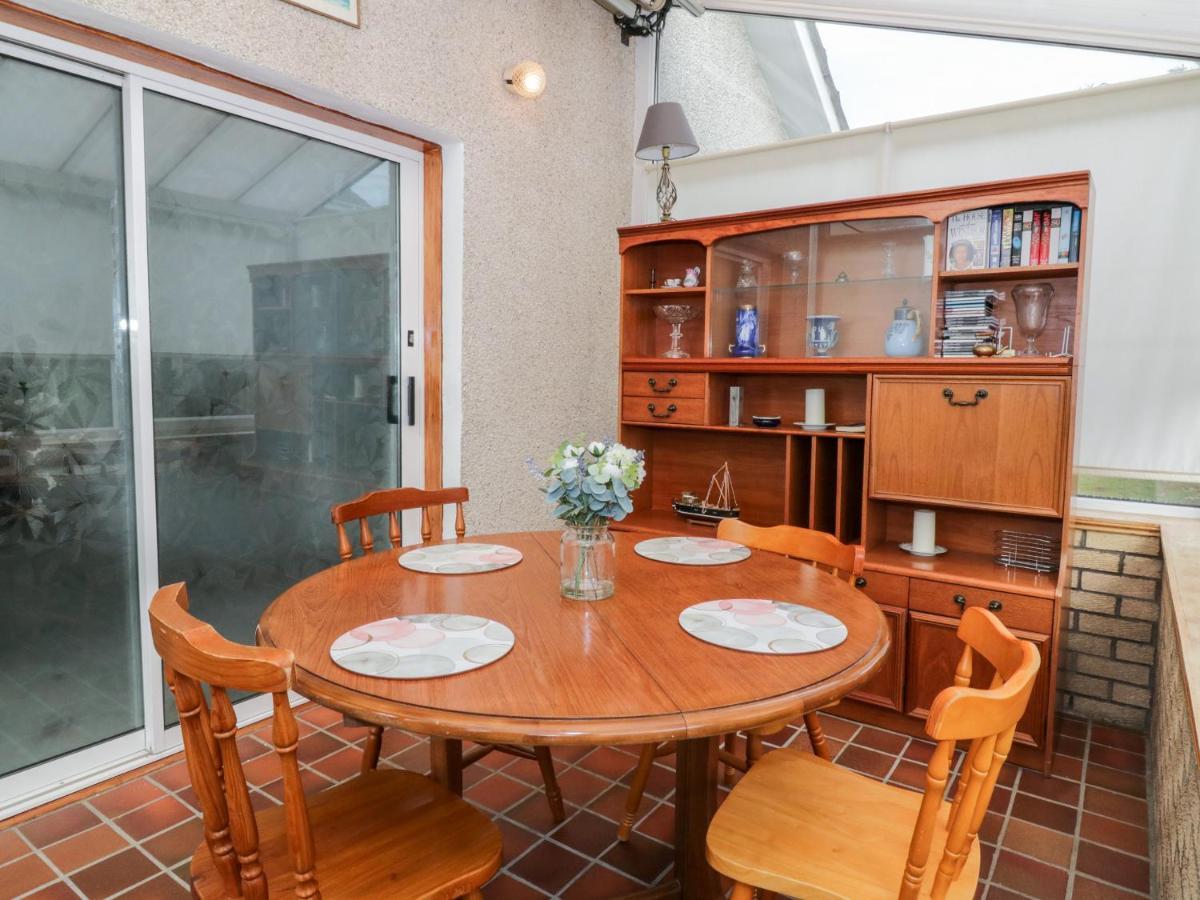 Honesty Cottage Girvan Esterno foto
